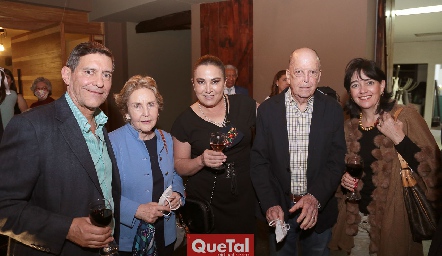  José Luis Contreras, Martha Marroquín, Yolanda Navarro, José Mario de la Garza y Marusa Maza.