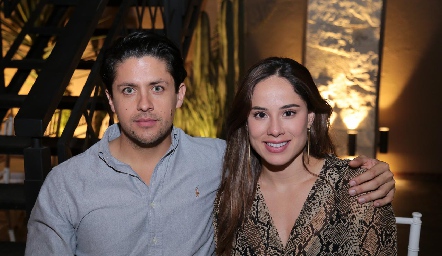  Roberto Fernández y Adriana Narvaez.