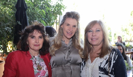  Laura Acebo, Benilde Hernández y Beatriz Díaz Infante.