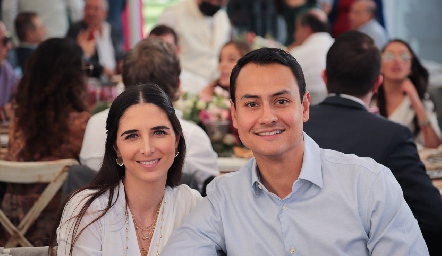  Marina Jourdain y Ricardo Leos .