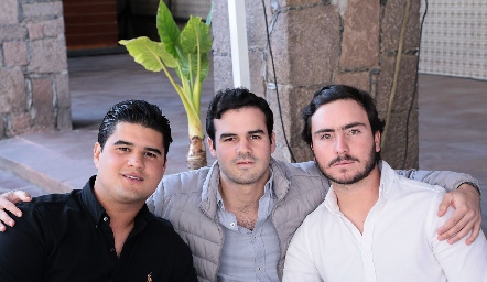  José Pablo Piñero, Jero Gómez y Mateo Guerra.