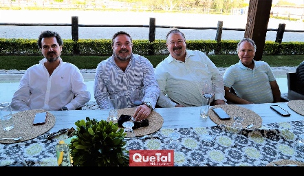  Eduardo Gómez, Héctor Morales, Patricio Mendizabal y Jorge Meade.