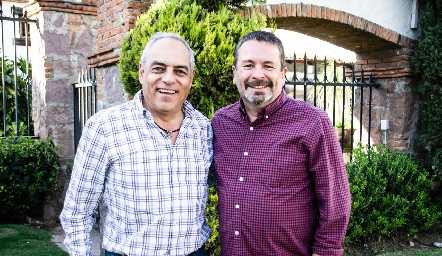  Hilario Altamirano y Jorge Martínez Bazúa.