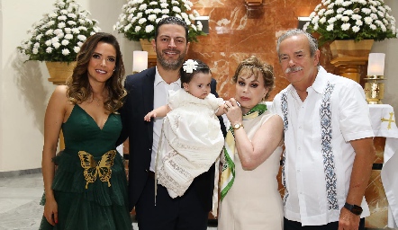 Adriana Medina, Fernando Toranzo, Emilia Toranzo, Lourdes López de Toranzo y José Toranzo.