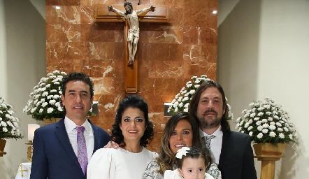  Emilia y sus padrinos.