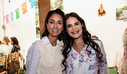  Anel Ávila y Nicole.
