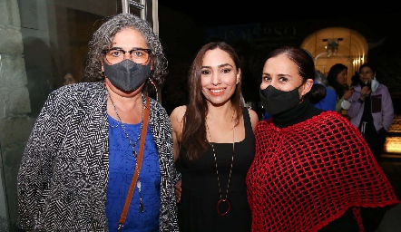  Ana Laura Guzmán, Sylvia Torres y Susana Martínez.