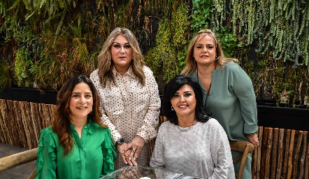 Alejandra Castillo, Carla Serna, Diana Reyes y Soledad Piñero.