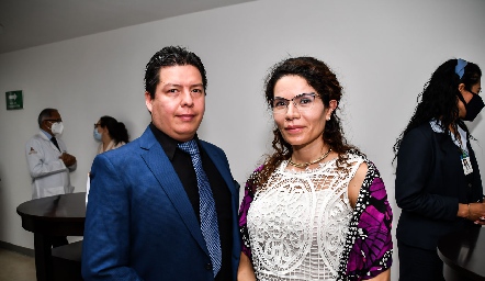 Alan González y Laura Pineda.