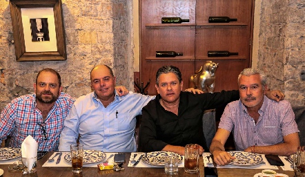  Saad Sarquis, César Morales, Pepe Guevara y Jerónimo Gómez.