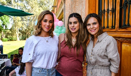  María Torres, Bárbara Berrones y Alejandra Díaz de León.