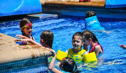  Cumpleaños de María Inés Zamanillo.
