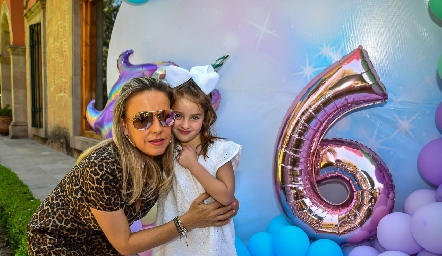  Mónica Torres y María Inés.