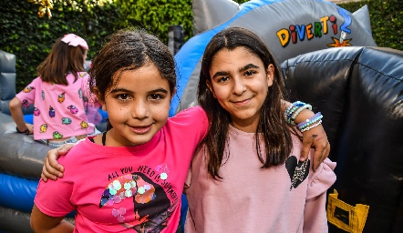  Maju Gutiérrez y Nelly Ortega.
