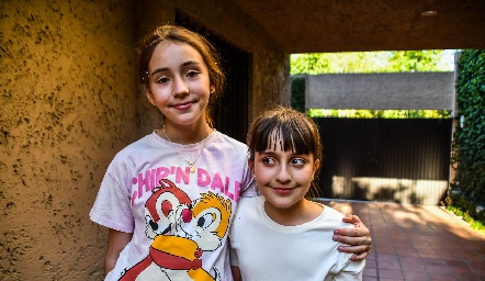 MaríaInés y Gaby.