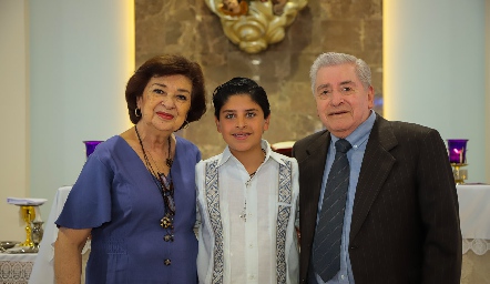  Primera Comunión de Mauricio Ruiz Suárez.