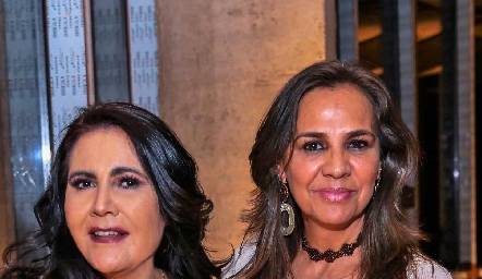  Ana Fonte y Lidia Cantú.