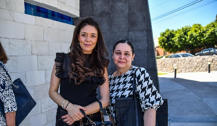  Patricia Nava e Irma Gutiérrez.