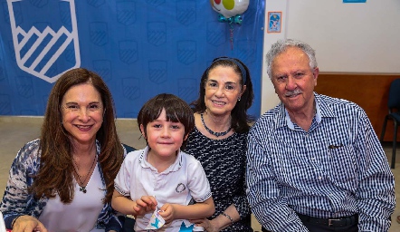  Laura Aristegui, Elías Dip, Rosita Leos y Elías Dip.