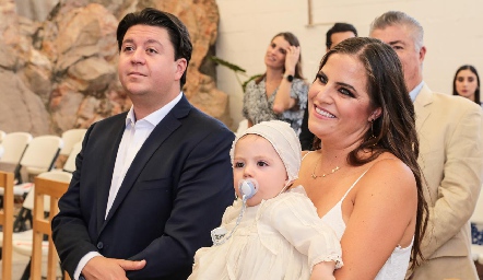  Daniel Zollino y Danitza Lozano con su hijo Diego.