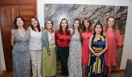  Elsa Lozano, Lorena Sánchez, Montse Lozano, Silvia Medrano, María José Hernández, Nuria, Susana y Patricia Lozano.