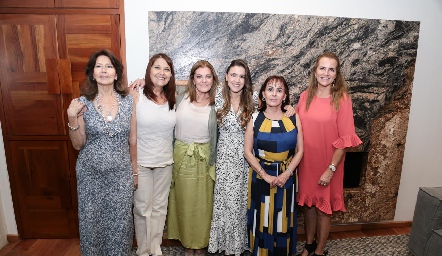  Familia Lozano, Elsa, Lorena, Montse, María José, Susana y Patricia.