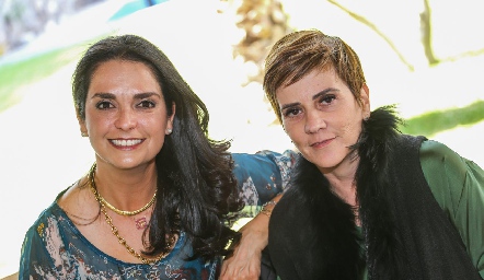  Maricel Gutiérrez y Claudia Hinojosa.