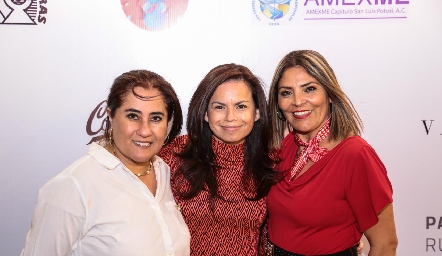  Adriana Aldrete, Mónica Rivera y Lupita Cerna.