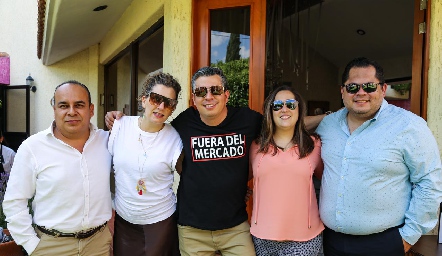  Filiberto, Ingrid Aister, Jorge Fuentes, Adriana Alonso y Alfredo Falcon.