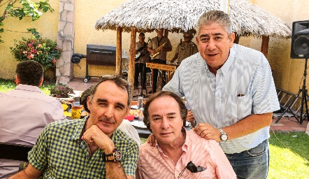  Víctor Guzmán, Claudio González y Eduardo Portillo,.