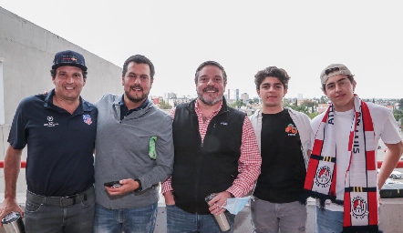  Jorge Morales, Javier Abella, Héctor Morales, César Morales y Pablo Morales.