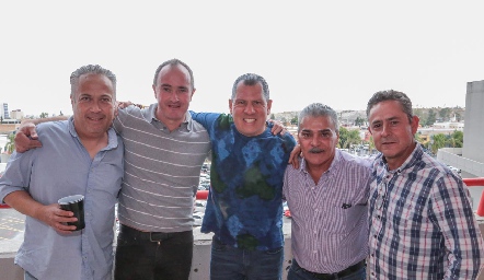  Fer Velarde, Rodrigo Hernández, Salim Tame, Miguel Marques y Sergio Carlos Rodriguez.