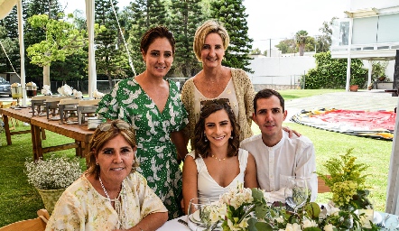 Isabel Urlé, Paloma González, Willy Budib, Merche del Blanco y Gaby Urlé.