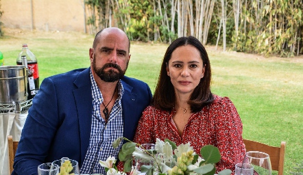  Agustín Loyo y Mónica Sutti.