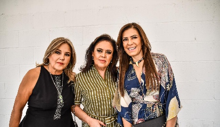  Mónica Lomelín, María Julia Marín y Tina Díaz de León.