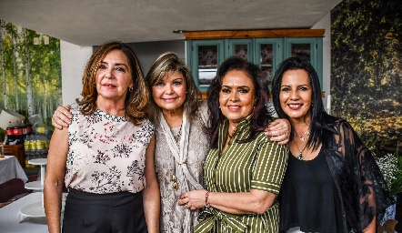  Adriana Milan, Yolanda Sánchez, María Julia Marín y Lucy Martinez.