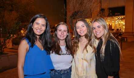  Montse Alcaraz, Fer Franco, Nayelli Maya y Joselin Córdova.