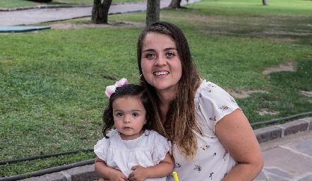  María Inés Salazar y Norma Garza.