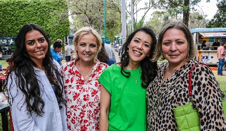  Luz del Carmen Said, Aranza Puente, Marico Ombrace y Mónica Hernández.