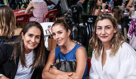  Cristina, Rocío y Priscila.
