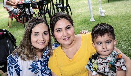  Pao Tello, Gabriela Ortiz y Patricio Méndez.