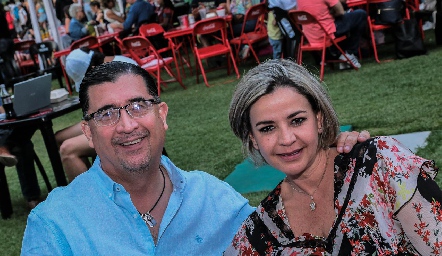  Jaime Flores y Claudia Gouyonnet.