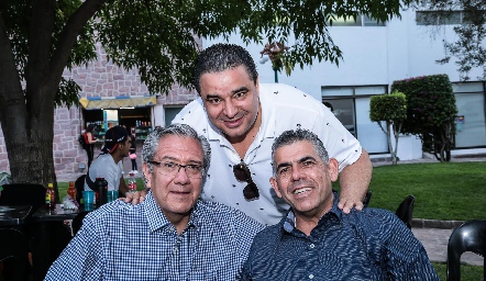  Napoleón Barrera, José Luis González y Carlos Gouyonnet.