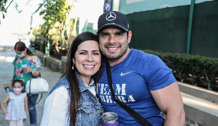  Mónica y Enrique Cabrera.
