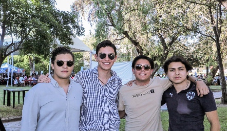  Mauricio Esmer, Saulo Martínez, Enrique de la Torre y Marcelo Lemus.
