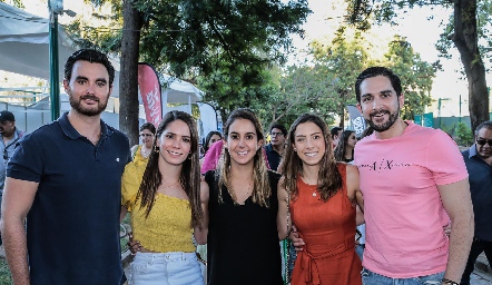  Miguel Martínez, Guadalupe Álvarez, Lu Borbolla, Andrea Zúñiga y Diego Romero.