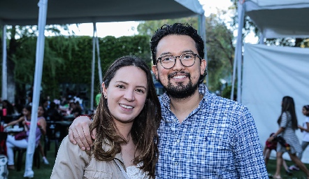  Daniela de Alba y Luis Antonio Sánchez.