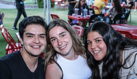  Kevin Hervert, Montse Humara y Ana Torres Fonte.