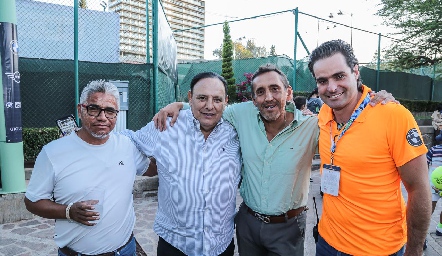  Sebastián Lázaro, Germán Martínez, Toño Ávila y Carlos Saiz.