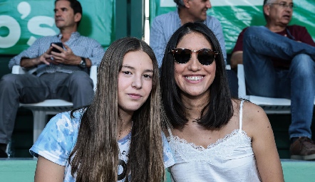   María Foyo y Melisa Flores.